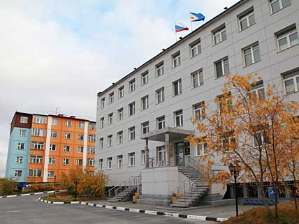 ГОССЛУЖАЩИХ НЕ СТАНЕТ БОЛЬШЕ