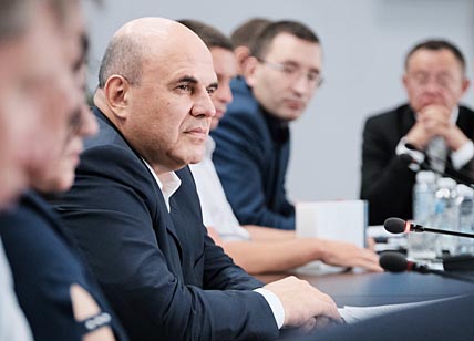 ИПОТЕКУ РАЗВЕРНУЛИ  К ЧЕЛОВЕКУ