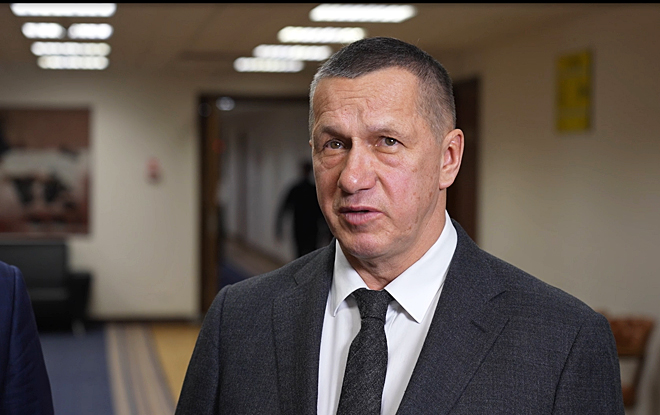 Юрий Трутнев: «В первую очередь внимание уделено социальным грузам, грузам, связанным с северным завозом, грузам, связанным с труднодоступными территориями». ФОТО: DFO.GOV.RU Юрий Трутнев: «В первую очередь внимание уделено социальным грузам, грузам, связанным с северным завозом, грузам, связанным с труднодоступными территориями». ФОТО: DFO.GOV.RU