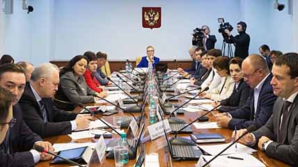 ОТЧЁТ СЕНАТОРА ПРИНЯТ