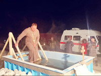 Водные процедуры в крещенские морозы