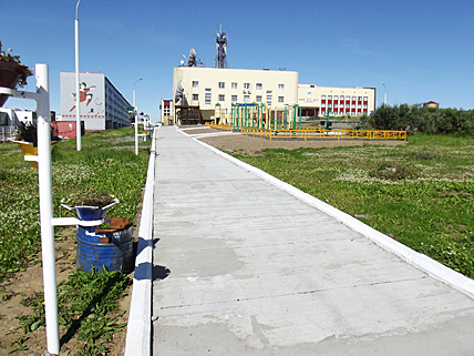 ПОСЁЛОК СНОСИТСЯ И СТРОИТСЯ