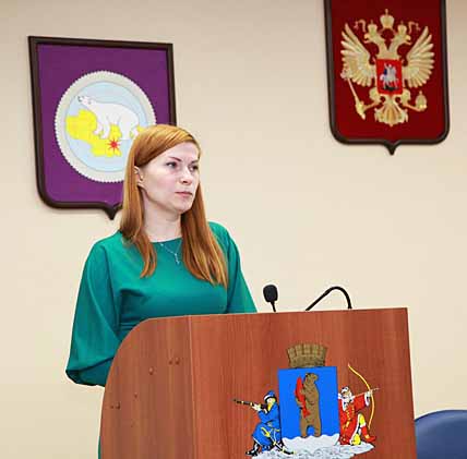 Алёна Пиняева: «По итогам 2016 года на господдержку из окружного бюджета было выделено 56 млн руб., которые были распределены среди 63 предпринимателей». Фото: ВИТАЛИЙ БОРИСЕНКО Алёна Пиняева: «По итогам 2016 года на господдержку из окружного бюджета было выделено 56 млн руб., которые были распределены среди 63 предпринимателей». Фото: ВИТАЛИЙ БОРИСЕНКО