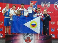 Россыпь медалей и один кубок