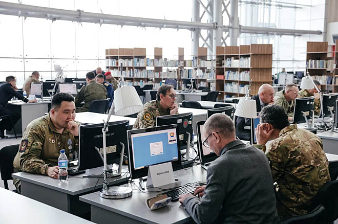 Участники программ «Герои Чукотки» и «Герои Приморья» вместе осваивают знания в областях экономики и финансов на базе Дальневосточного федерального университета. ФОТО: ПРЕСС-СЛУЖБА ПРАВИТЕЛЬСТВА ЧУКОТСКОГО АО