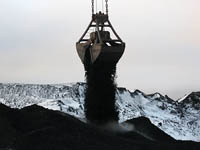 Уголь поступил с запасом